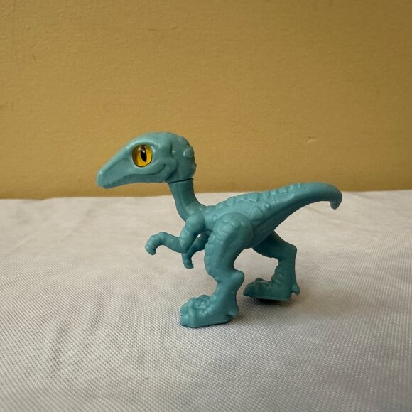 7 Imaginext Figures / 3 Tribal Warriors and 4 Jurassic World Raptors - Picture 7 of 12